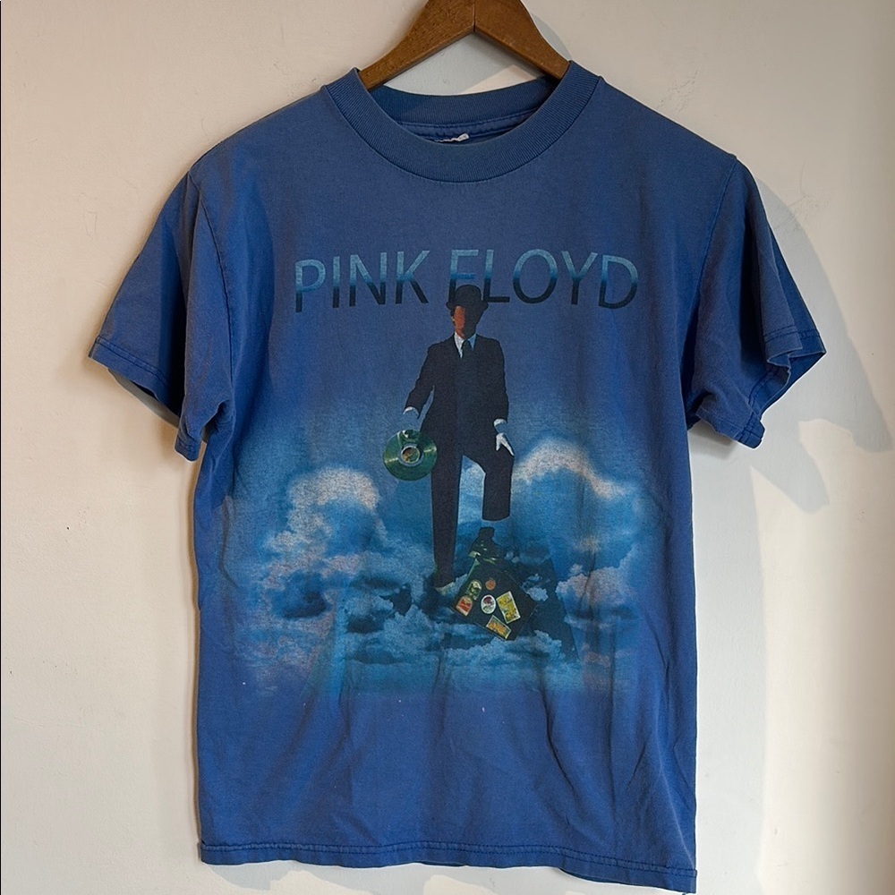 Pink Floyd Blue Graphic T-Shirt